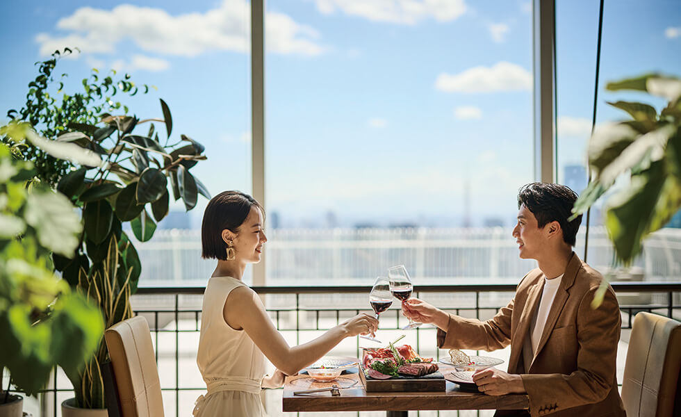 夫婦の記念日を祝うなら“託児付きレストラン”へプロに預けて安心の注目サービス